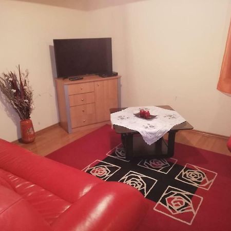 Gitta Nyaralohaz Villa Gyomaendrőd Exterior foto